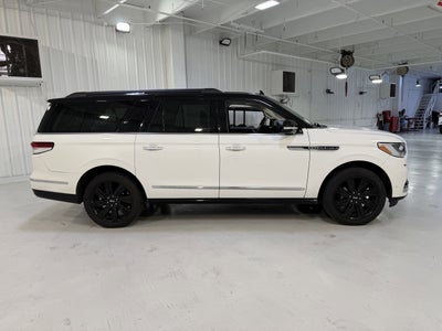2023 Lincoln Navigator L Black Label