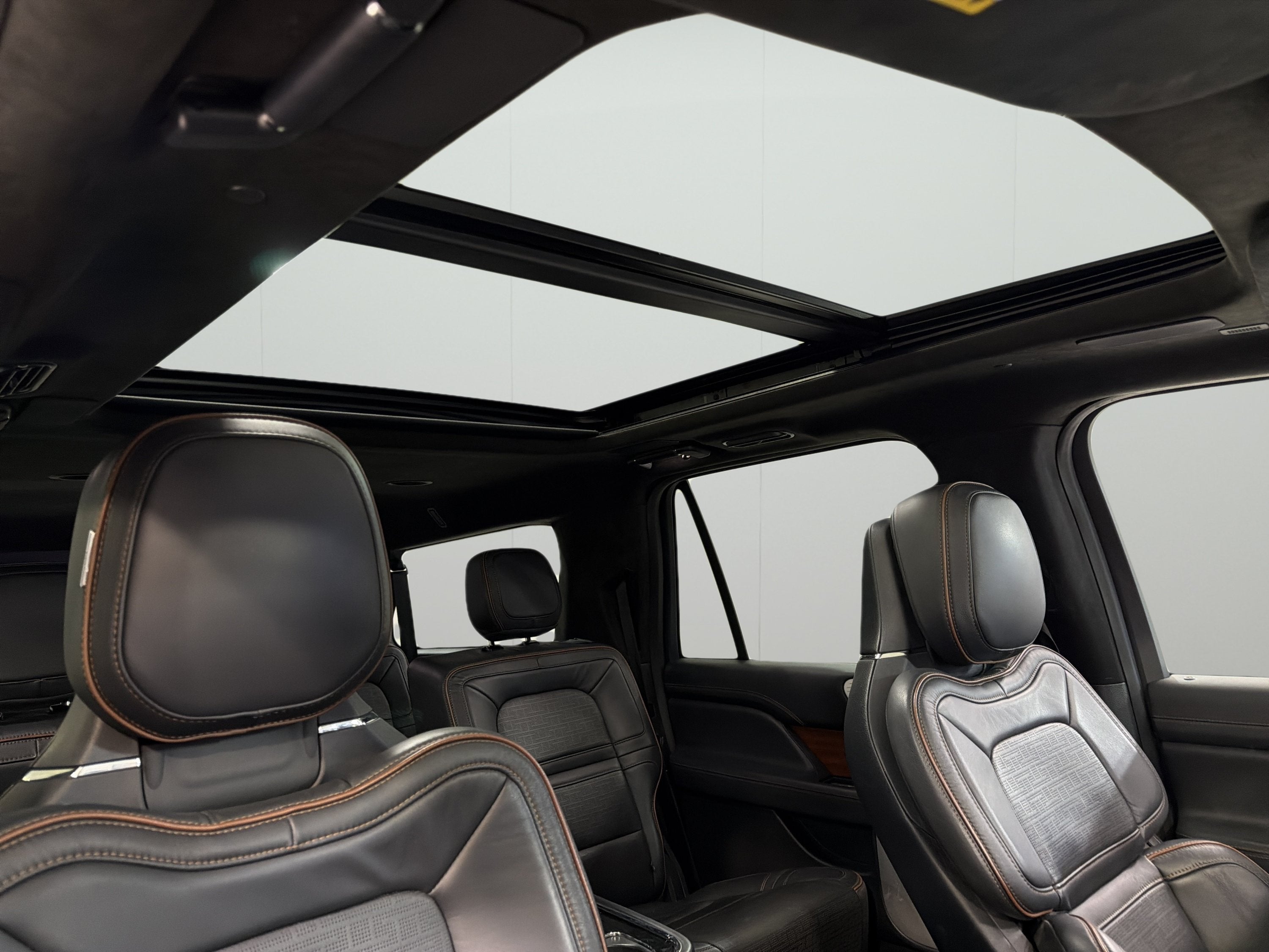 2023 Lincoln Navigator L Black Label