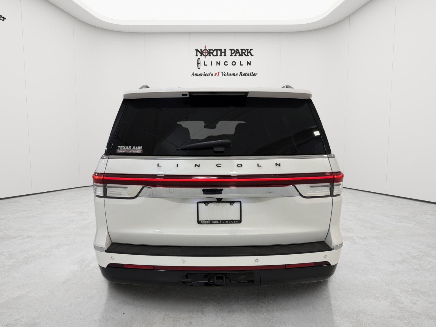 2023 Lincoln Navigator L Black Label