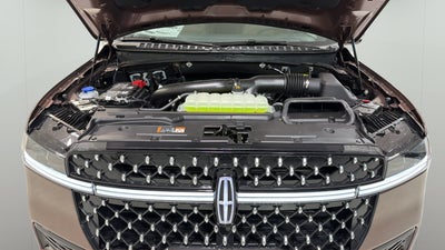 2027 Lincoln Navigator L Black Label