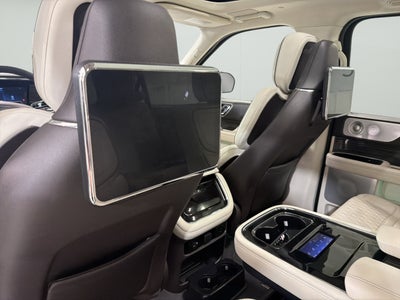 2023 Lincoln Navigator L Black Label