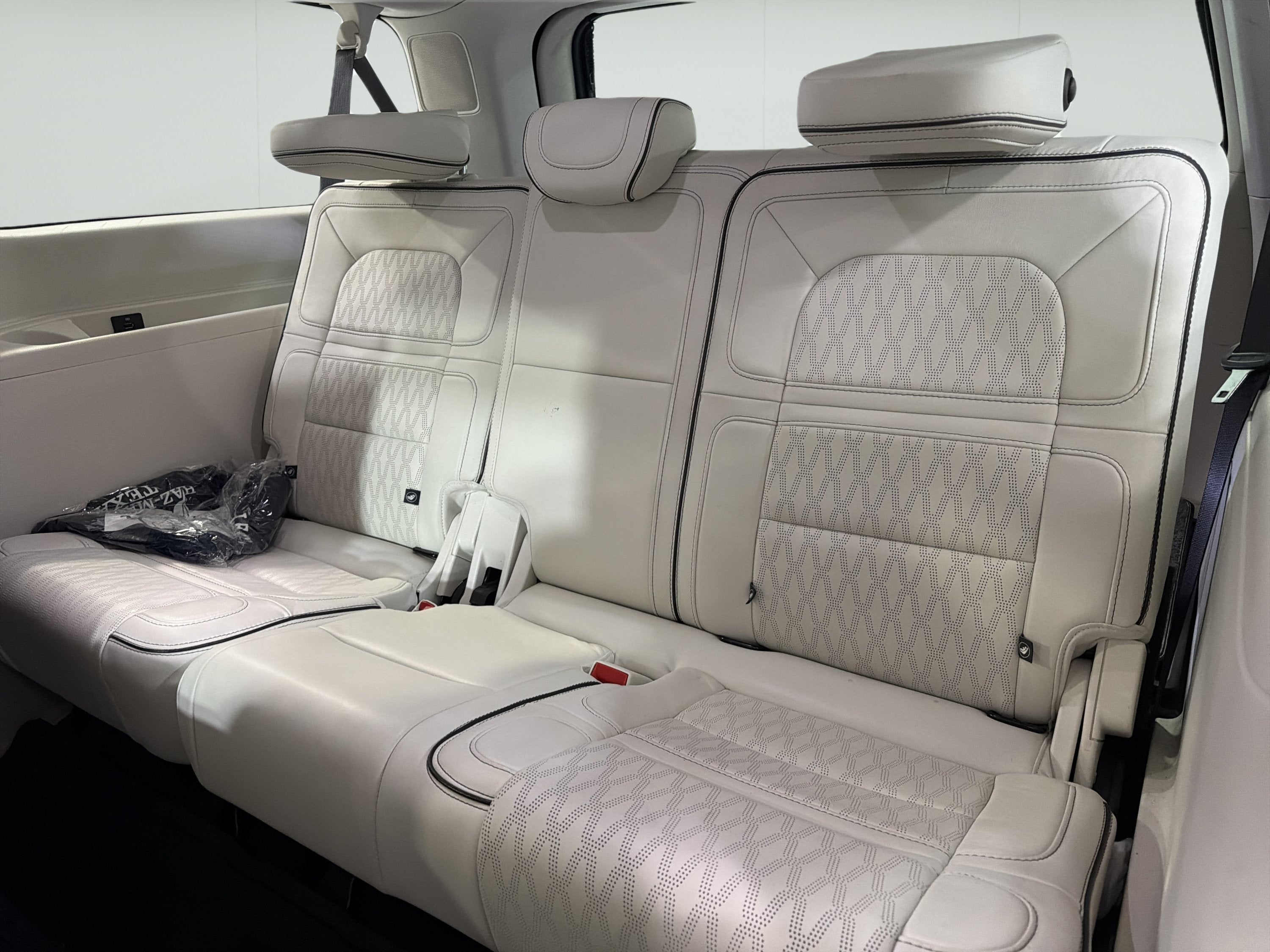 2023 Lincoln Navigator L Black Label