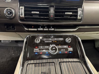 2023 Lincoln Navigator L Black Label