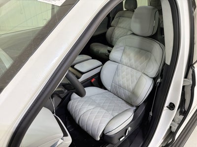 2025 Lincoln Navigator L Black Label