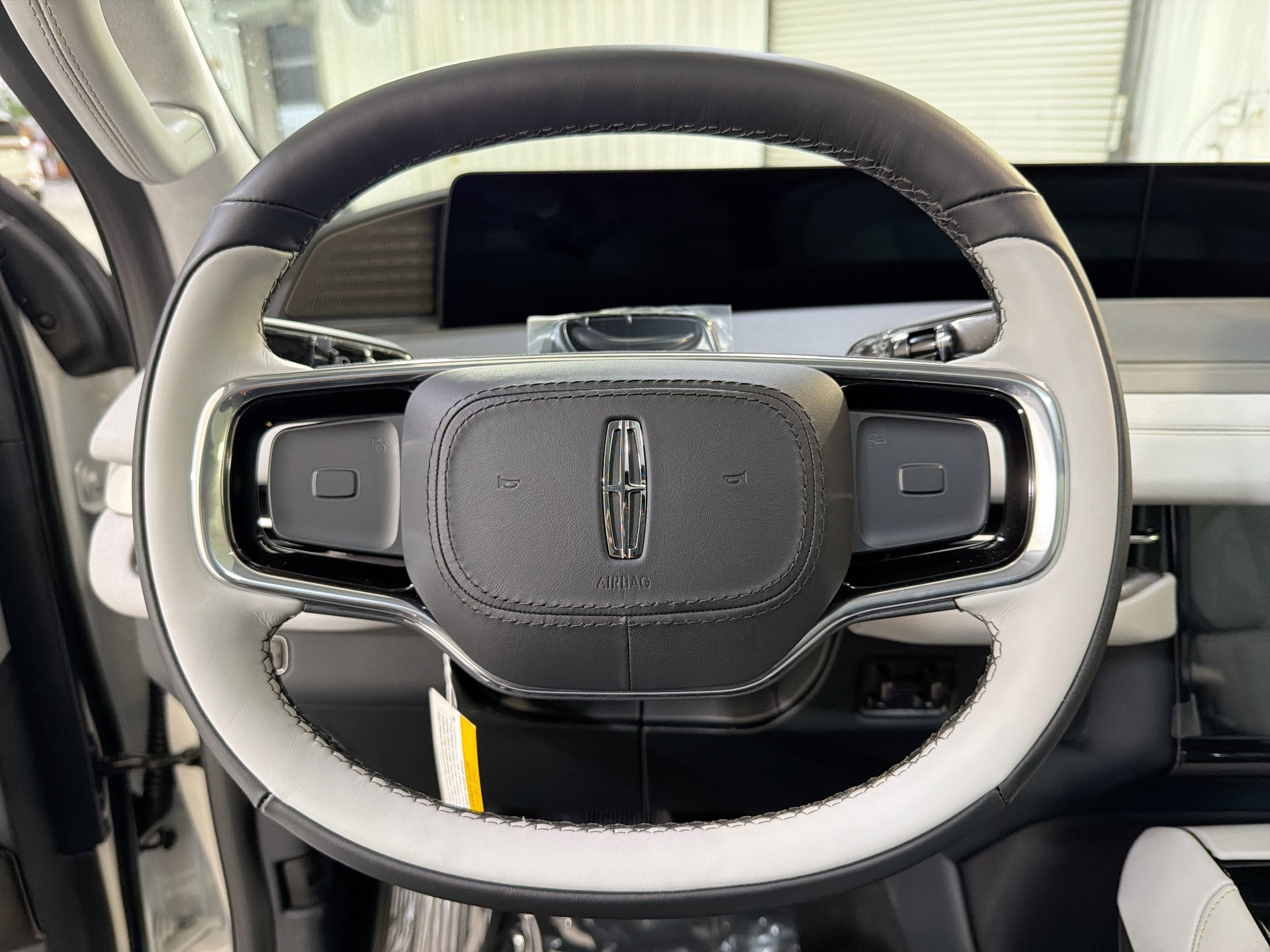 2025 Lincoln Navigator L Black Label