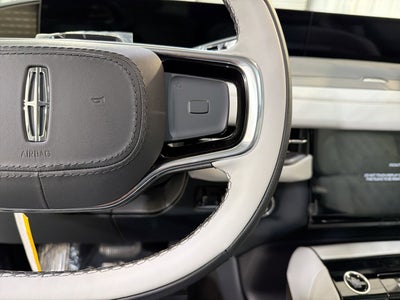 2025 Lincoln Navigator L Black Label