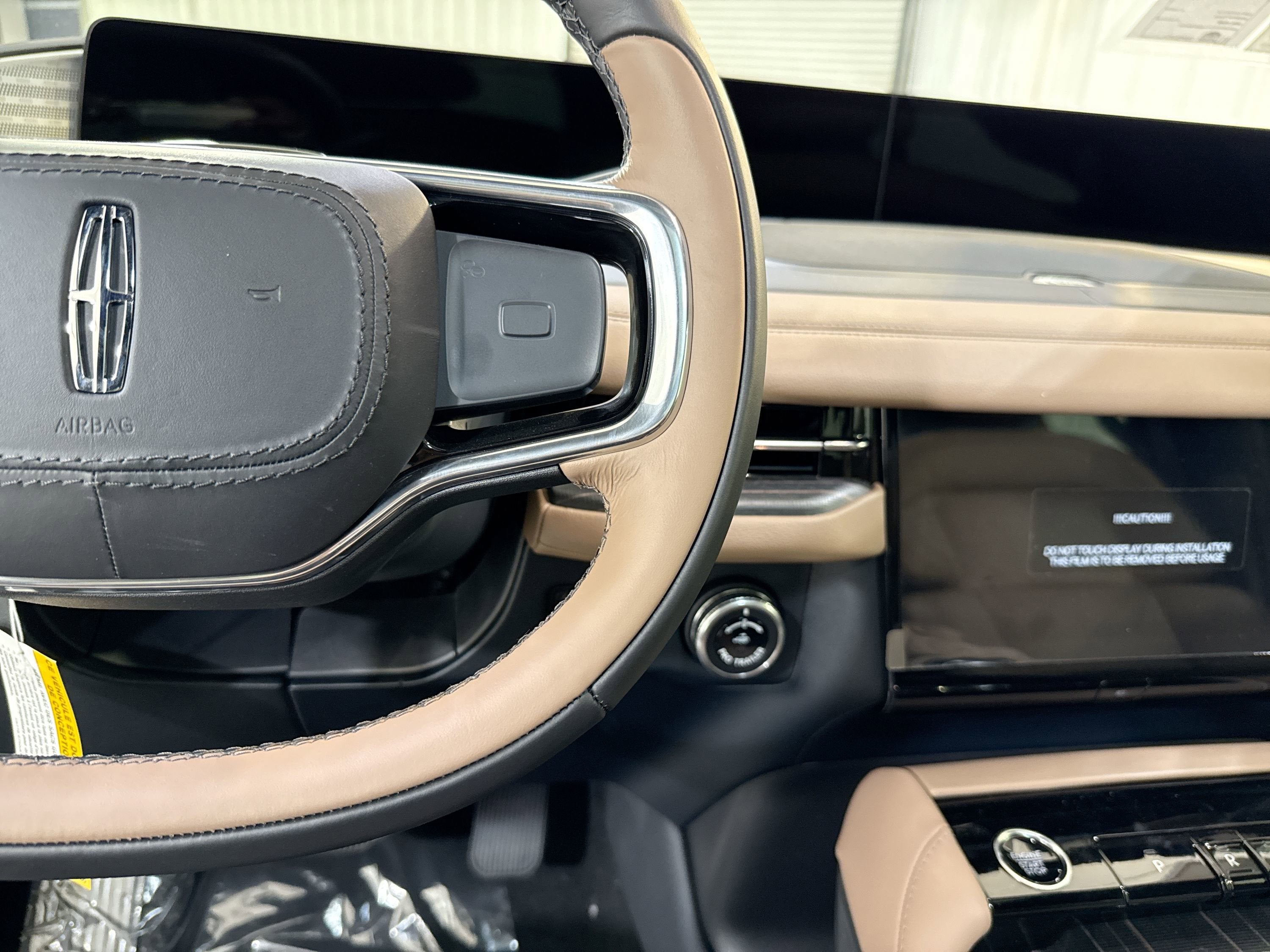 2025 Lincoln Navigator L Black Label