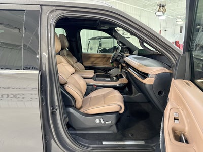 2025 Lincoln Navigator L Black Label