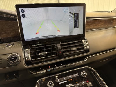 2023 Lincoln Navigator L Black Label