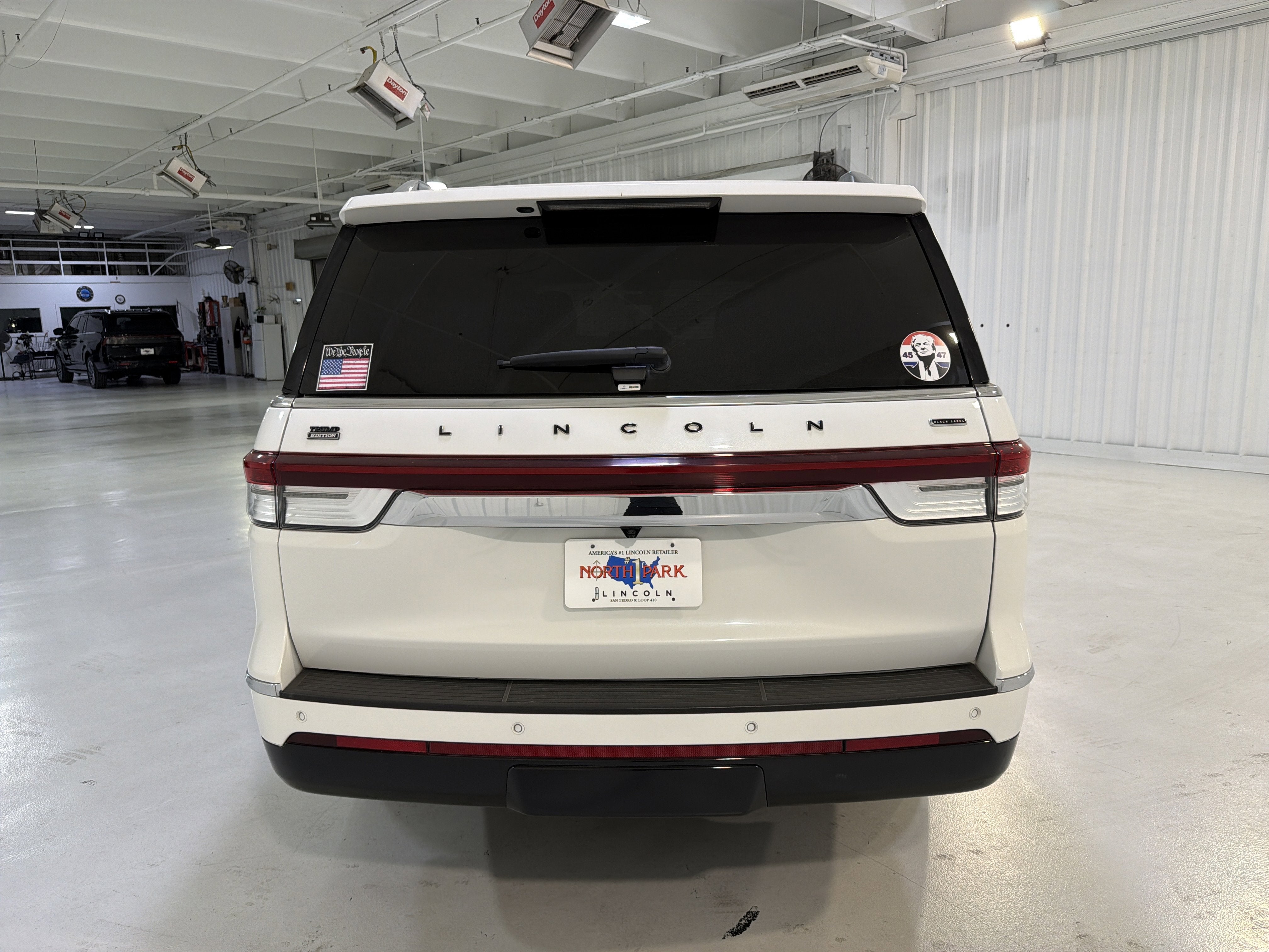 2023 Lincoln Navigator L Black Label