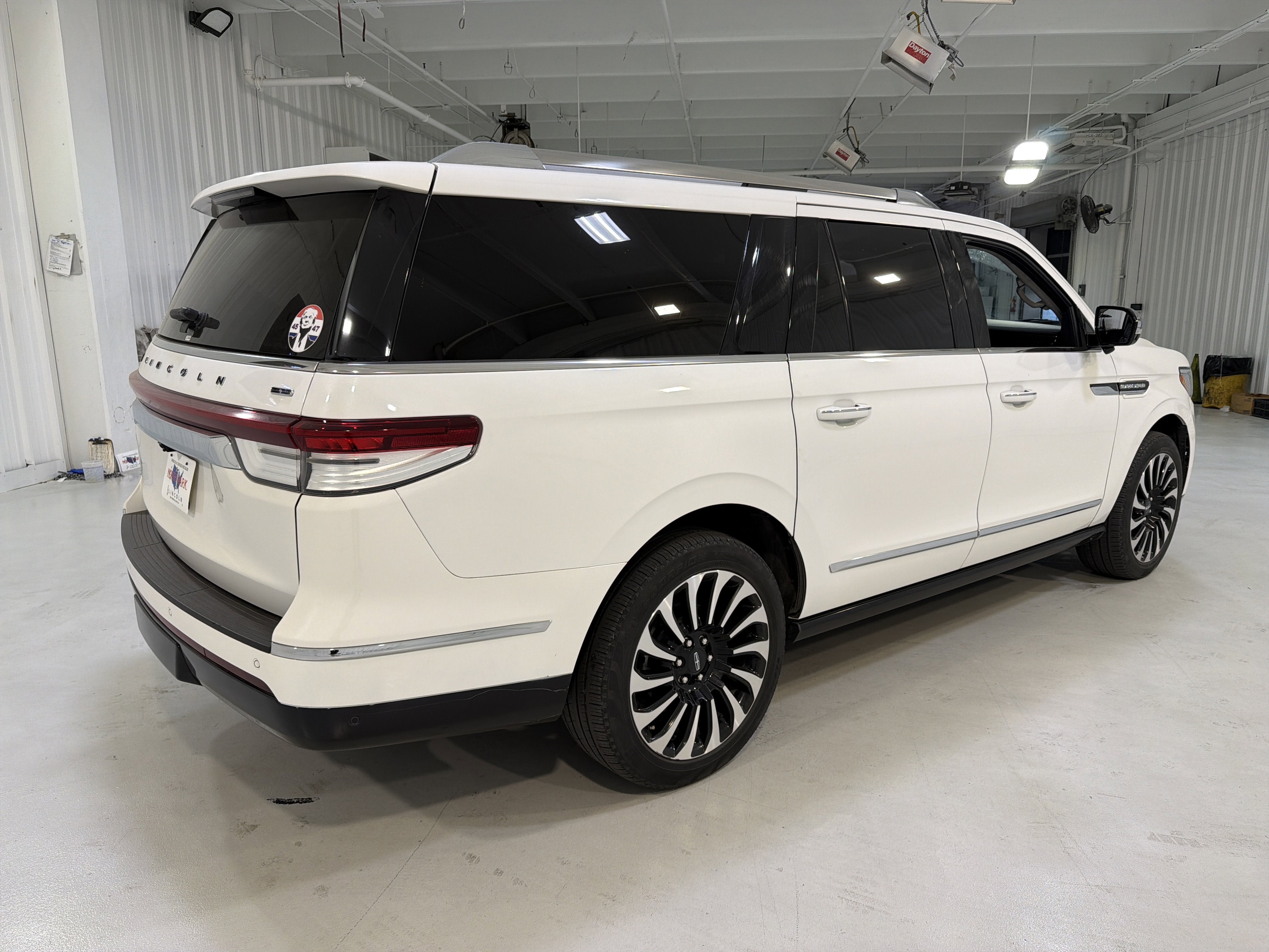 2023 Lincoln Navigator L Black Label