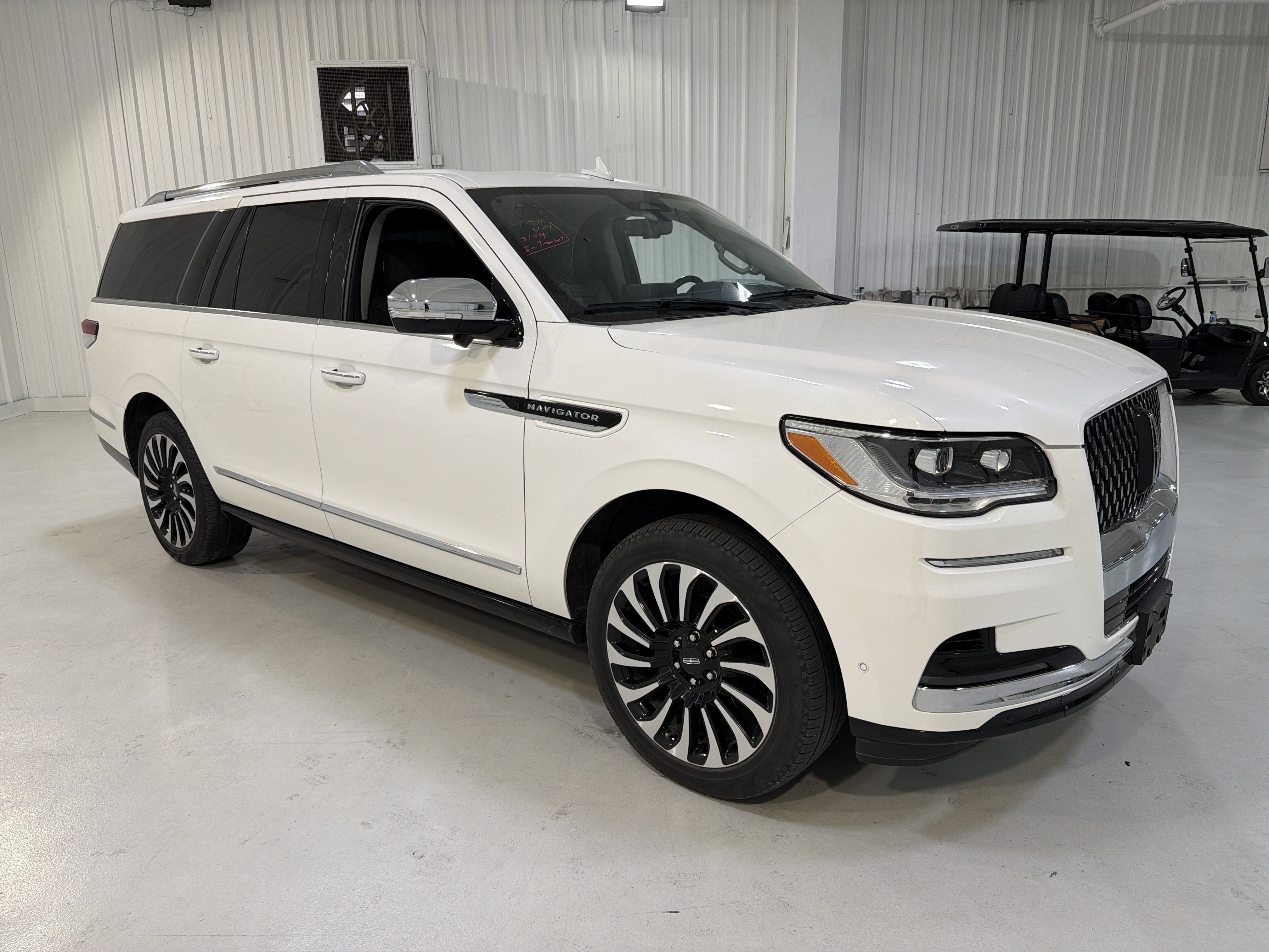 2023 Lincoln Navigator L Black Label