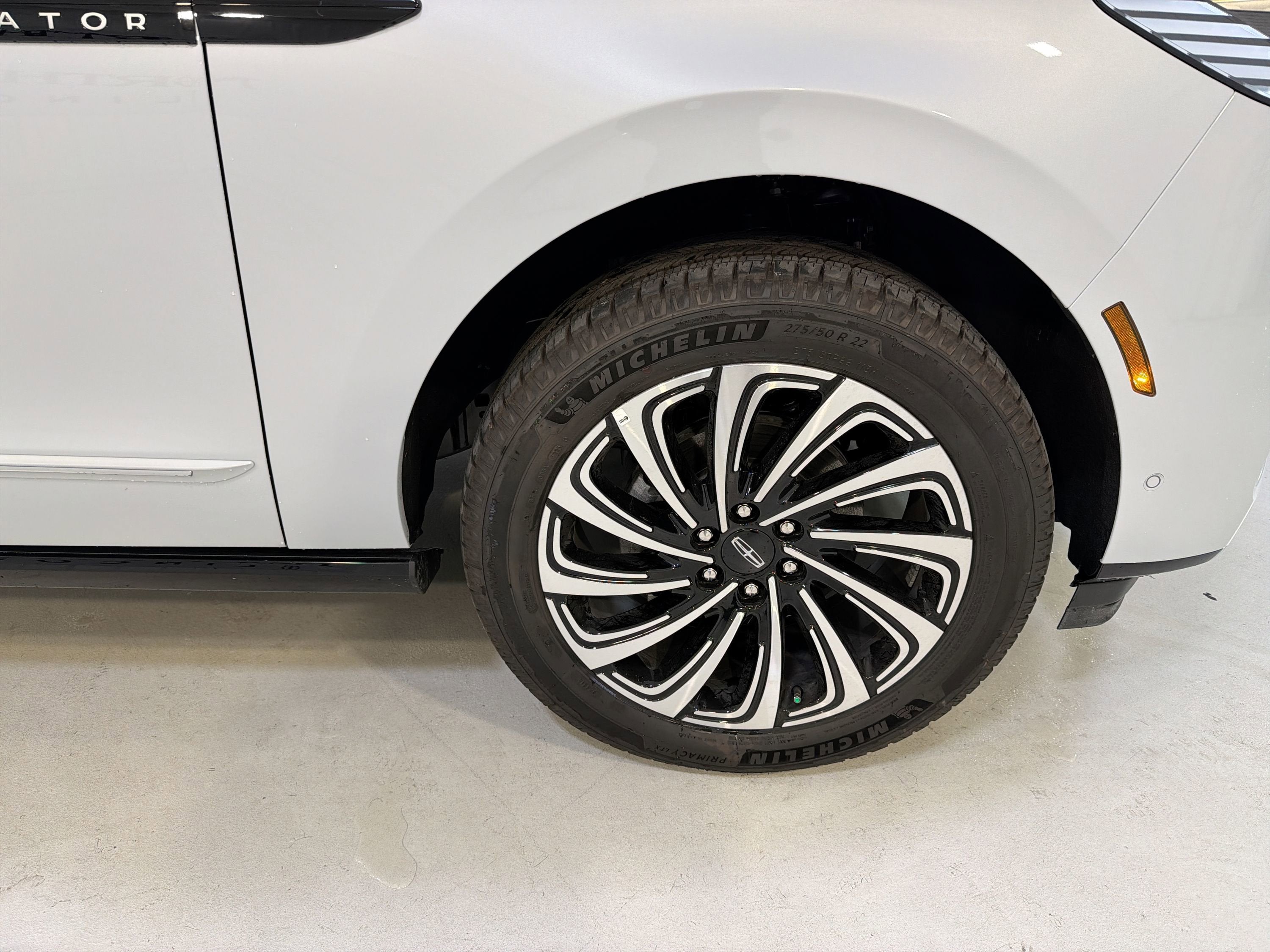 2025 Lincoln Navigator L Black Label