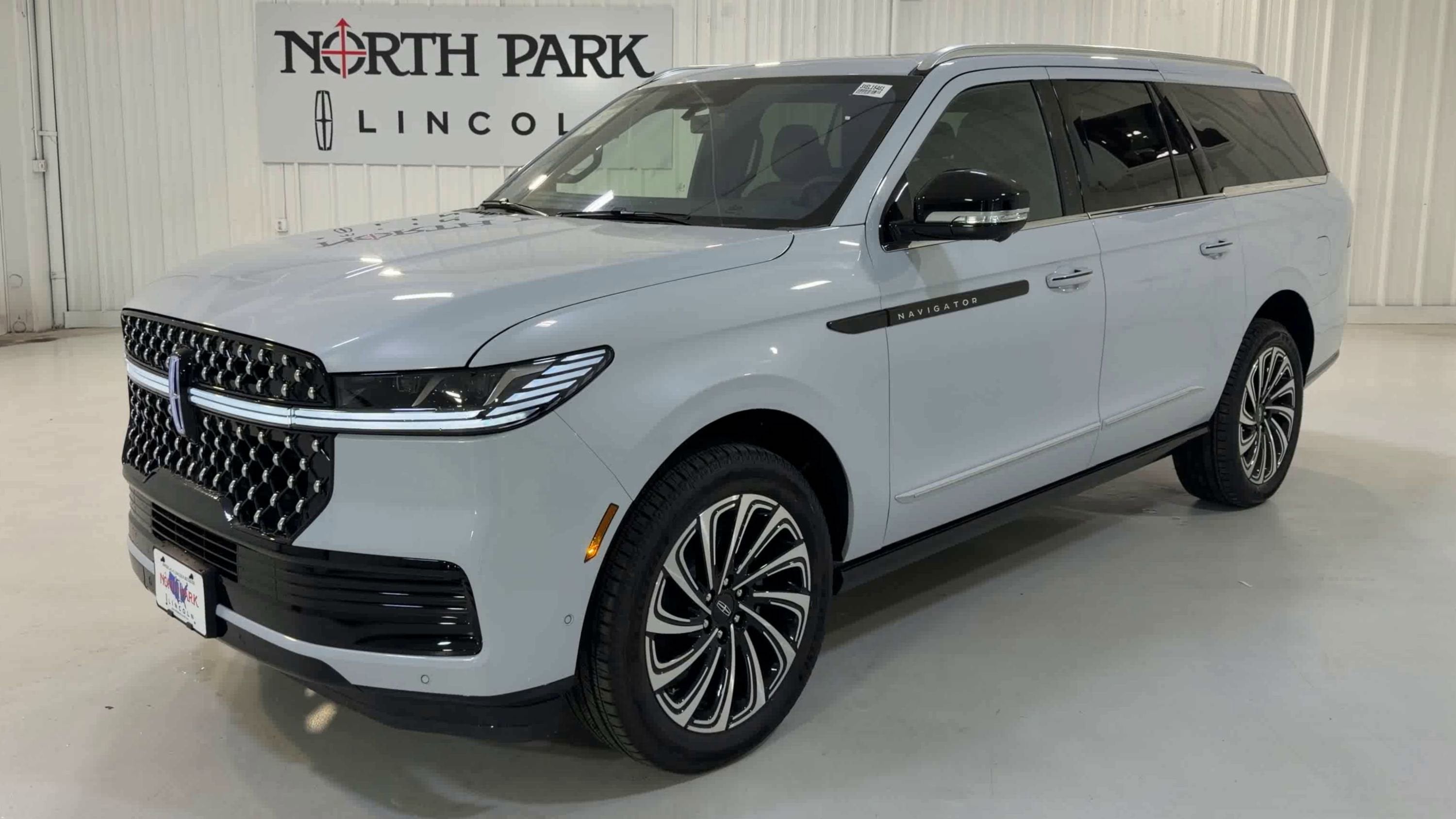 2025 Lincoln Navigator L Black Label