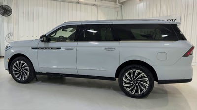 2025 Lincoln Navigator L Black Label