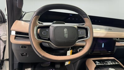 2027 Lincoln Navigator L Black Label
