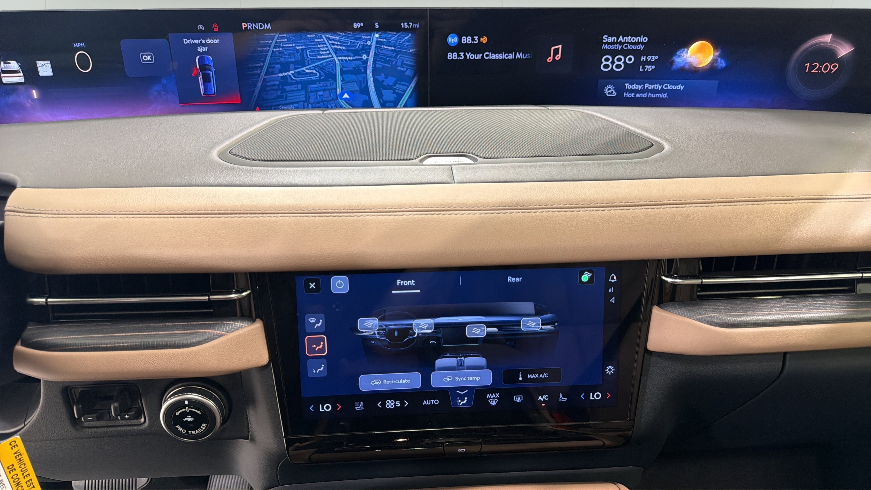 2027 Lincoln Navigator L Black Label