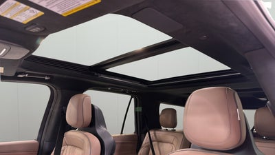 2027 Lincoln Navigator L Black Label