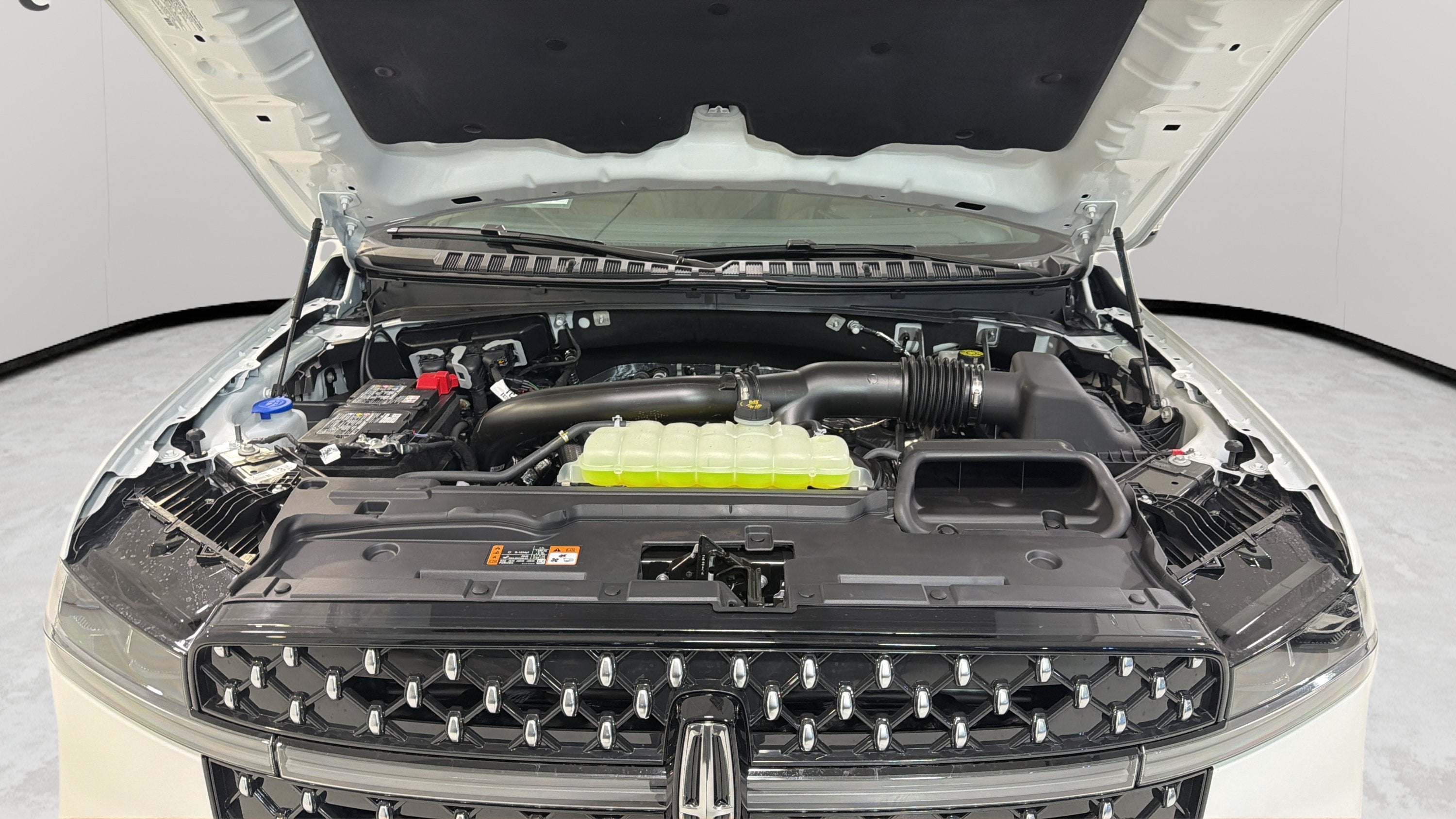 2027 Lincoln Navigator L Black Label