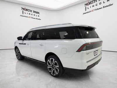 2027 Lincoln Navigator L Black Label