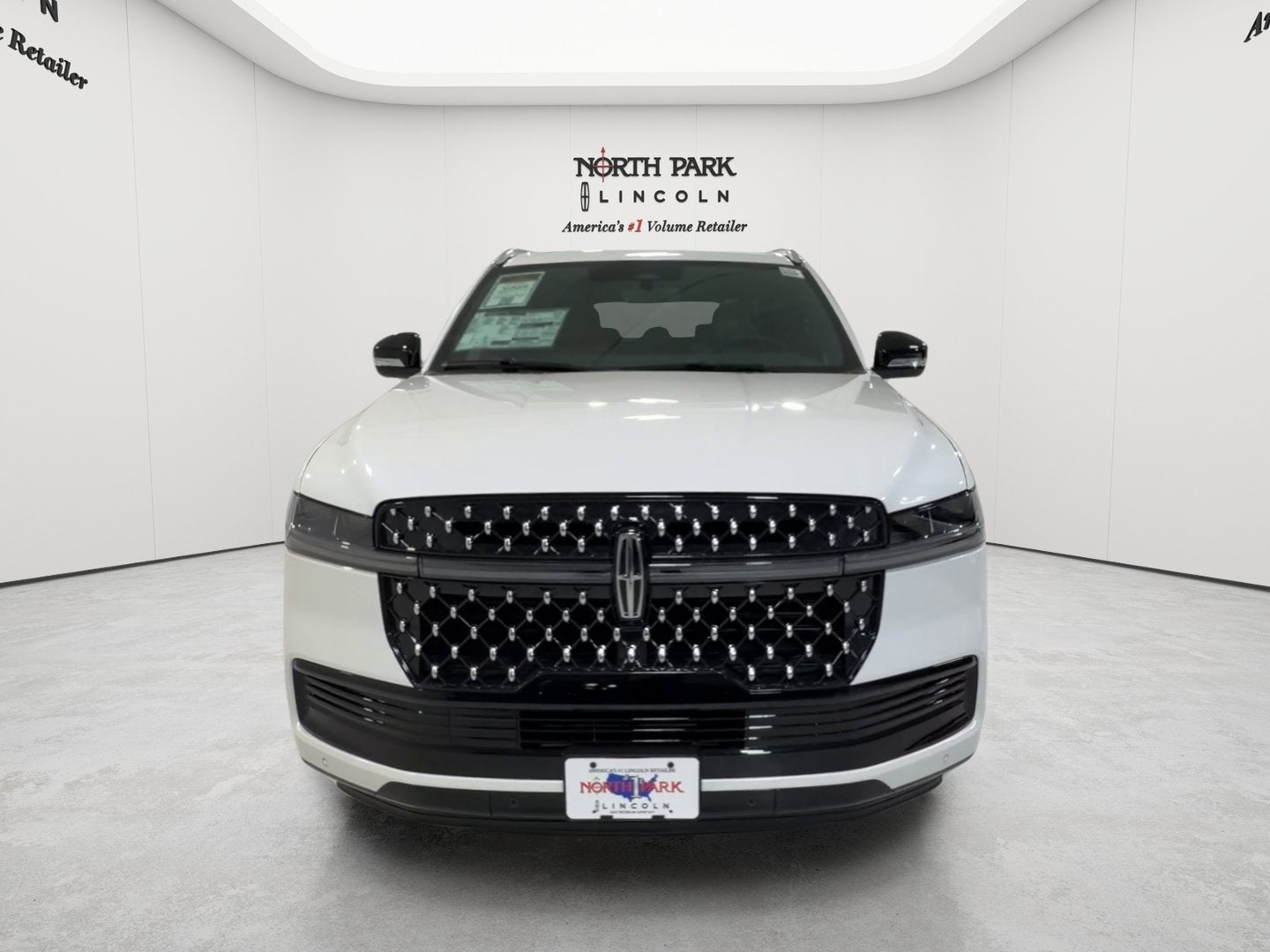 2027 Lincoln Navigator L Black Label