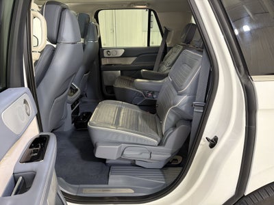 2023 Lincoln Navigator L Black Label