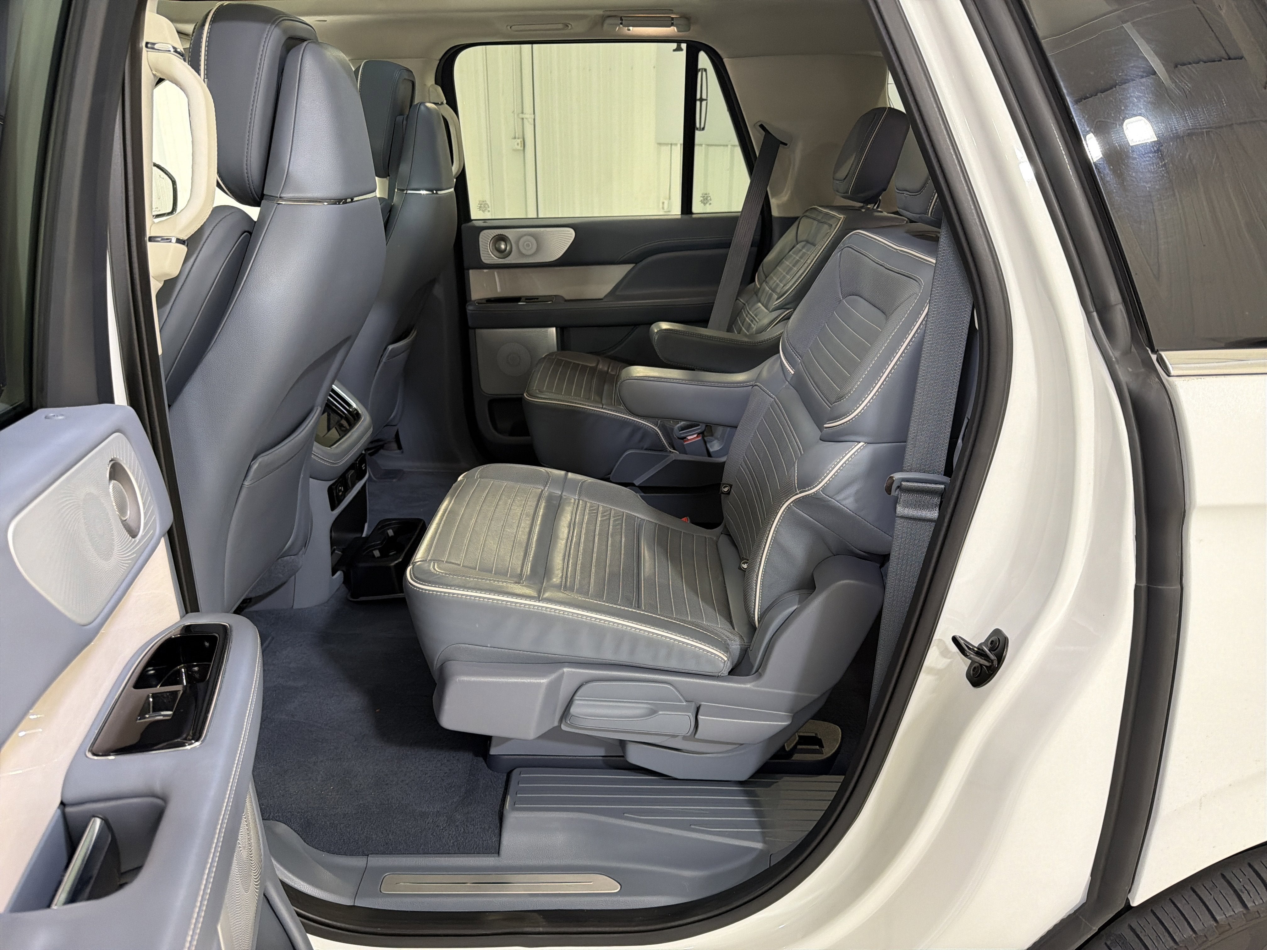 2023 Lincoln Navigator L Black Label