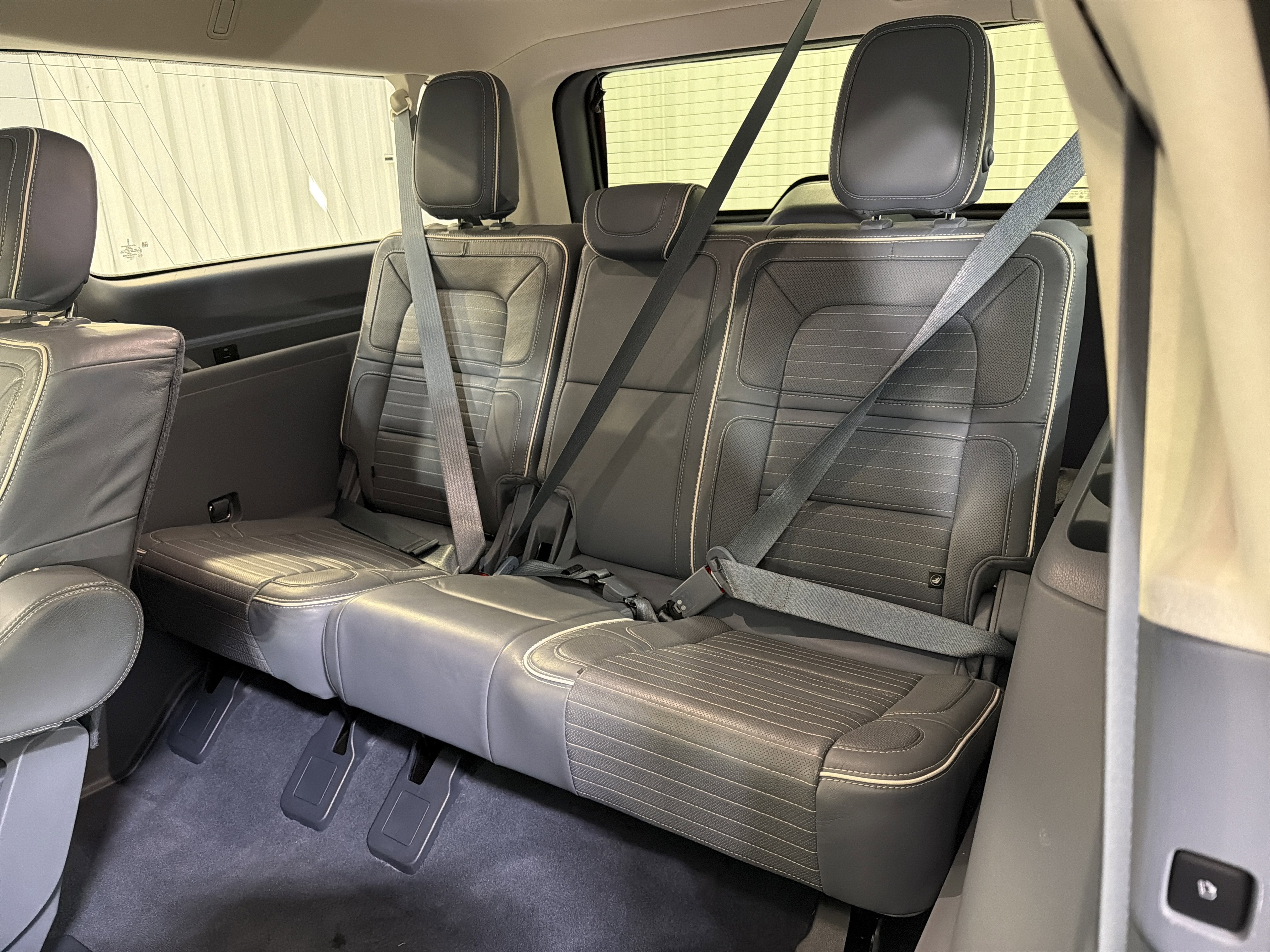 2023 Lincoln Navigator L Black Label