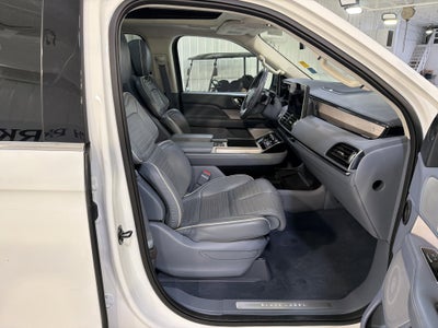 2023 Lincoln Navigator L Black Label