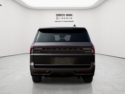 2027 Lincoln Navigator L Black Label
