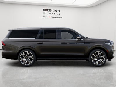 2027 Lincoln Navigator L Black Label
