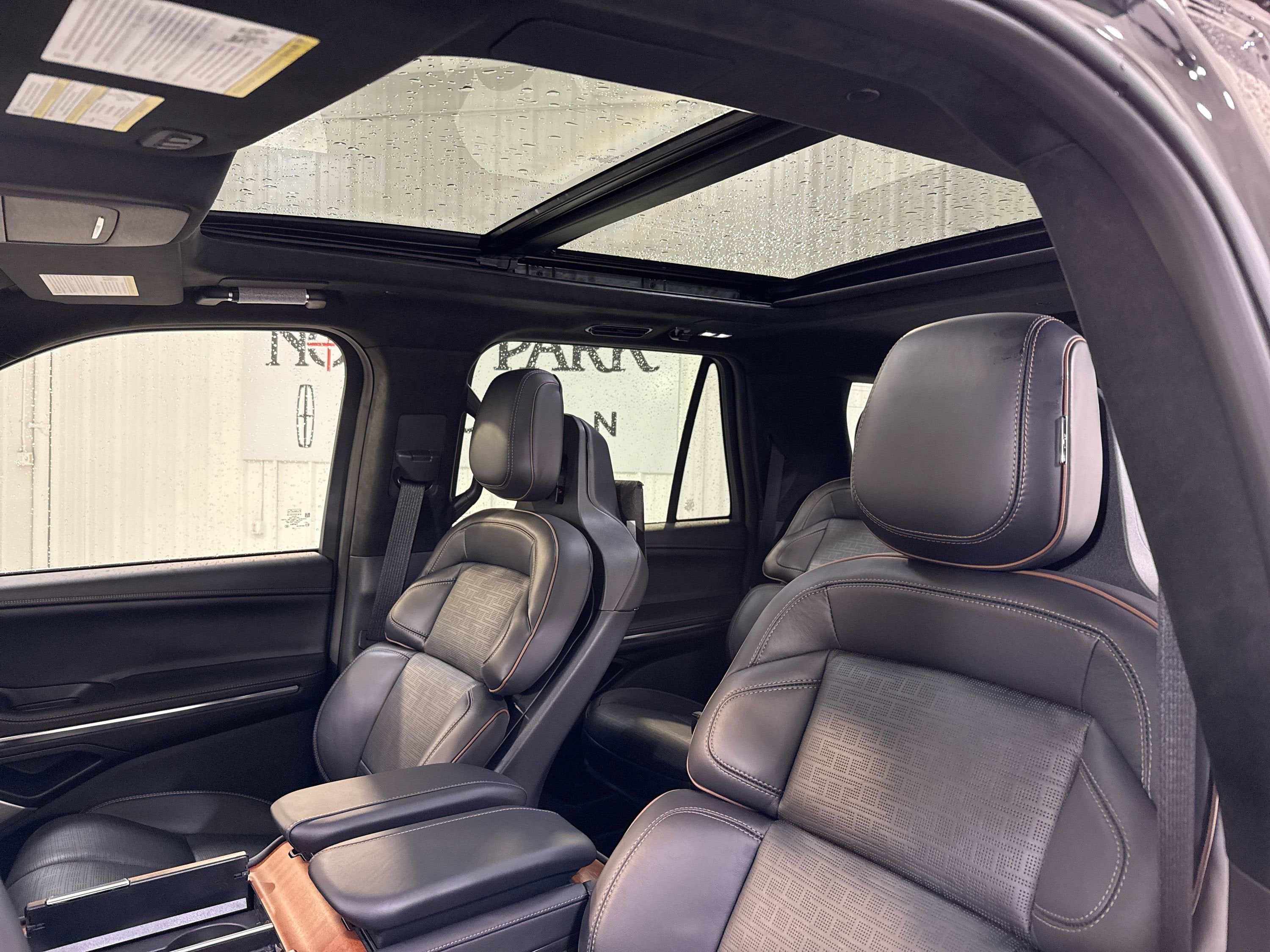 2025 Lincoln Navigator L Black Label