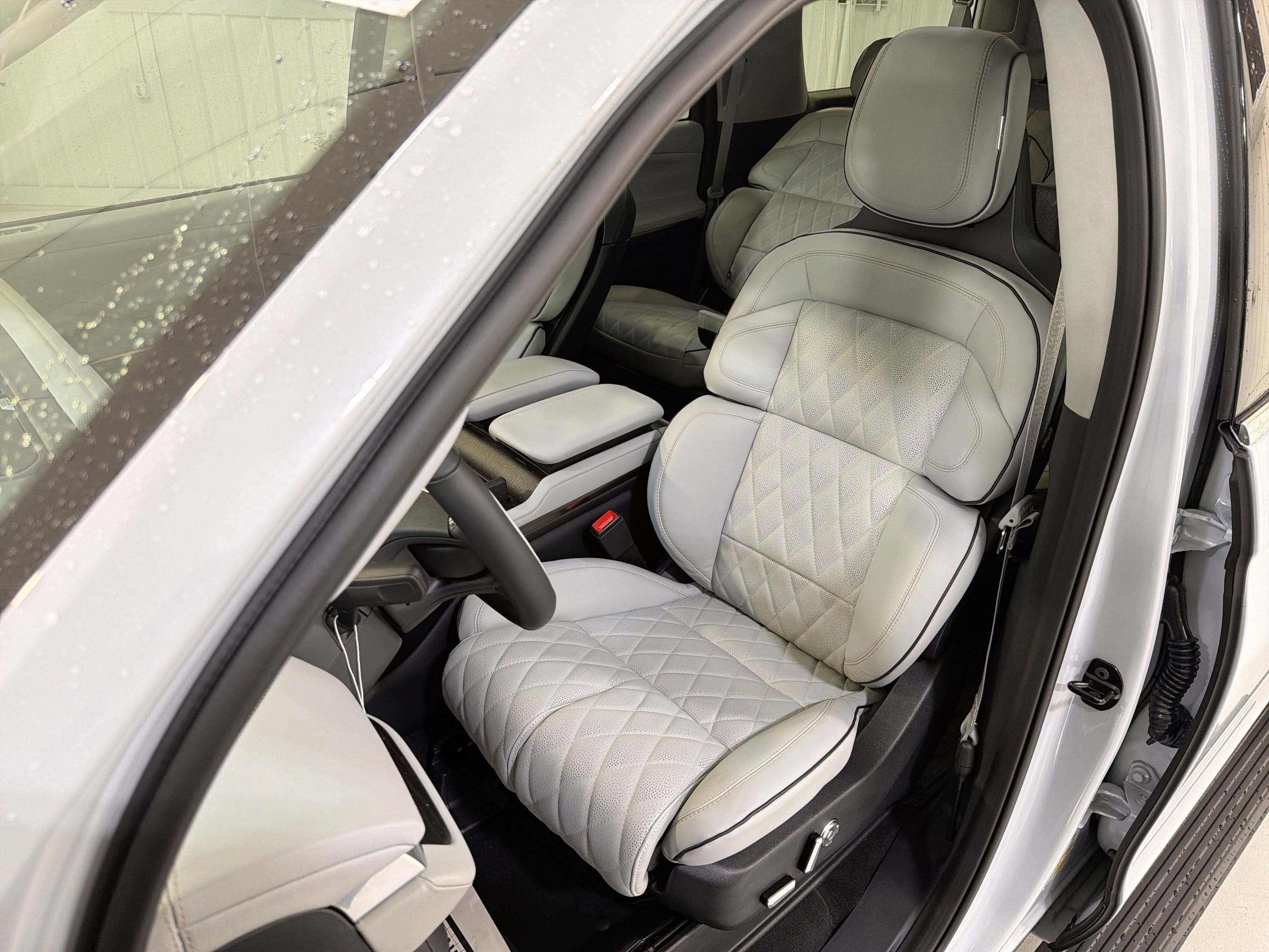 2025 Lincoln Navigator L Black Label