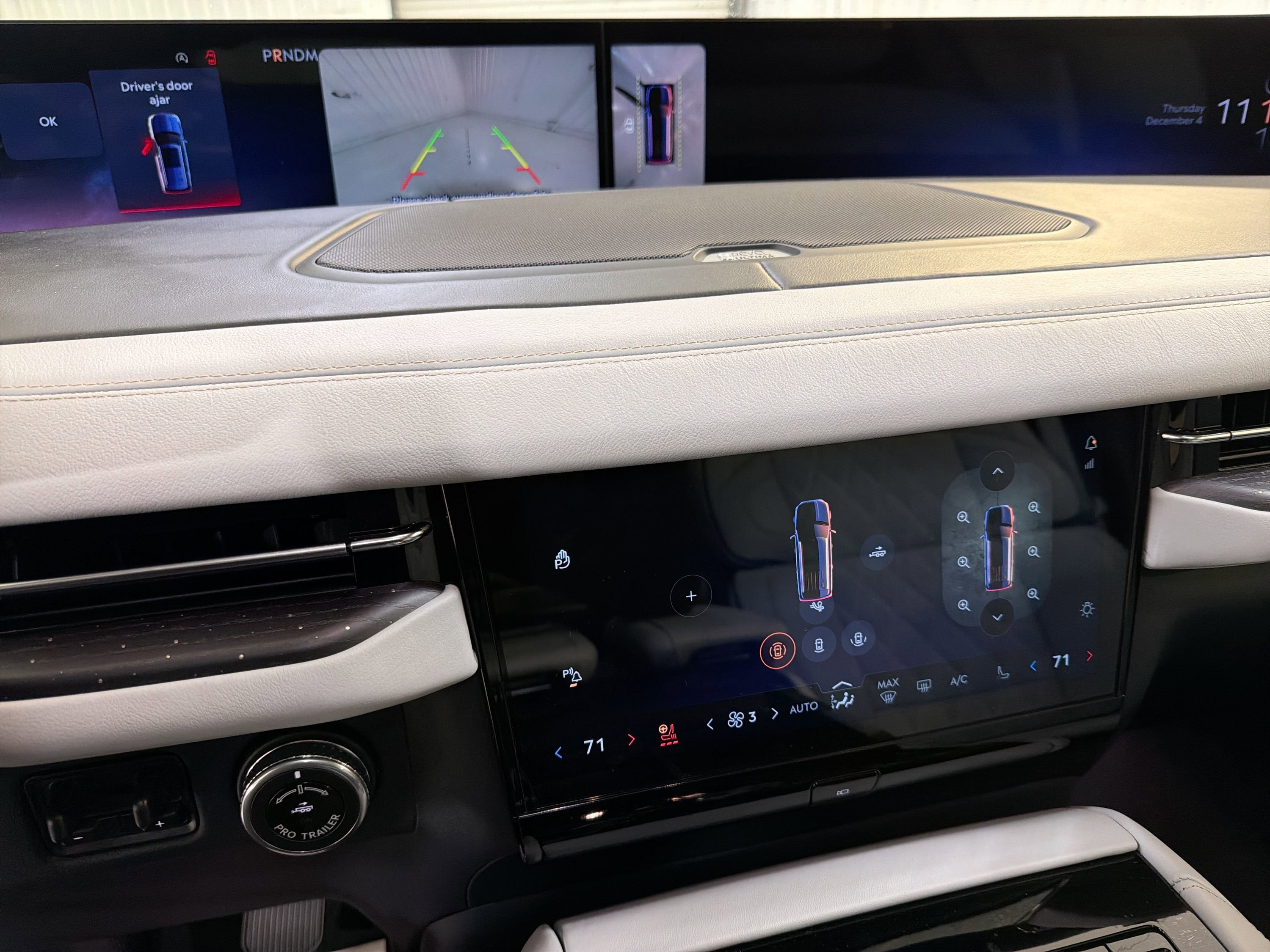 2025 Lincoln Navigator L Black Label