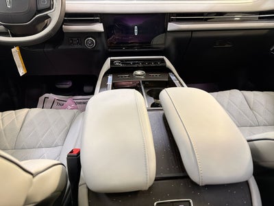 2025 Lincoln Navigator L Black Label