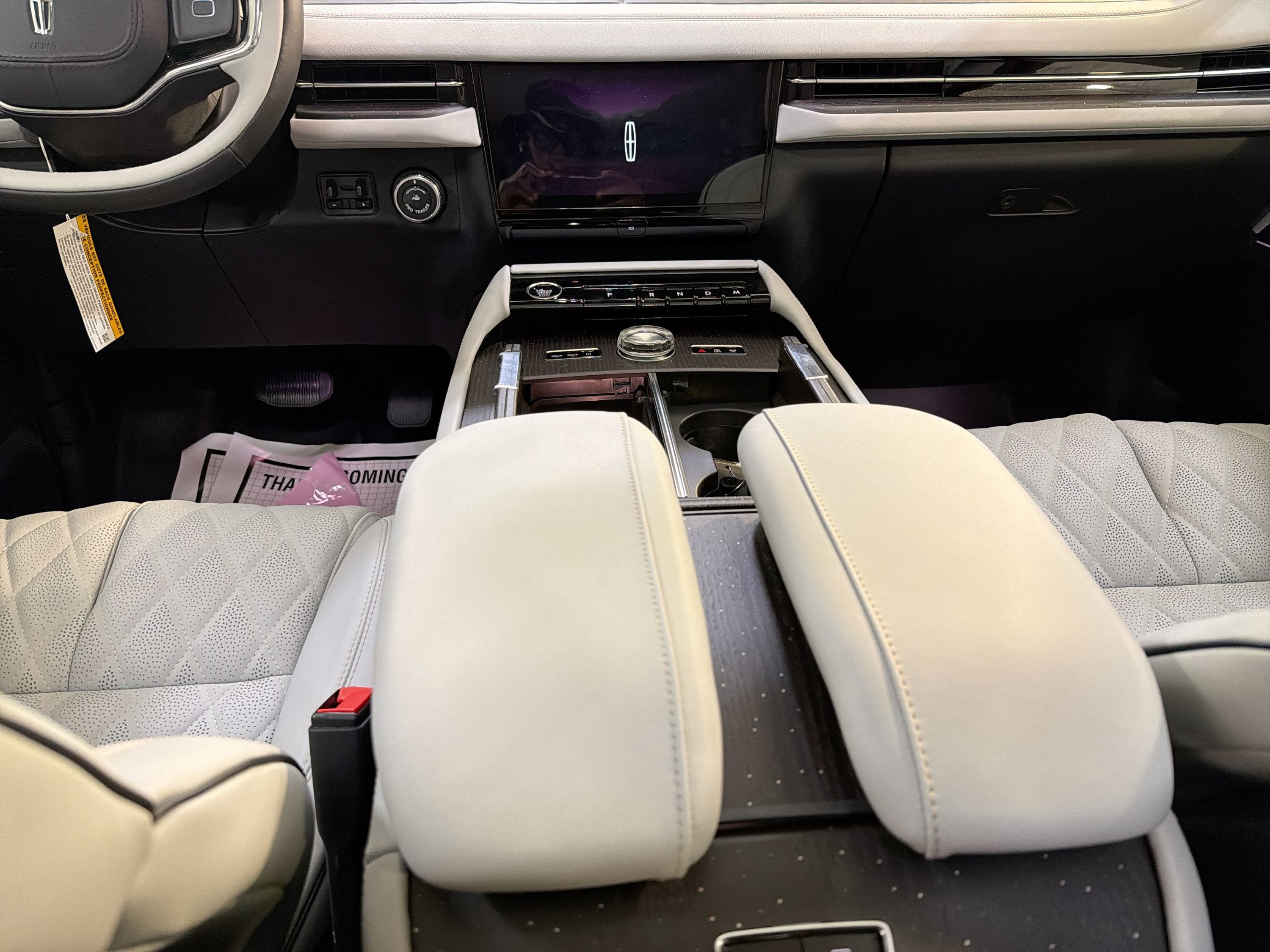 2025 Lincoln Navigator L Black Label