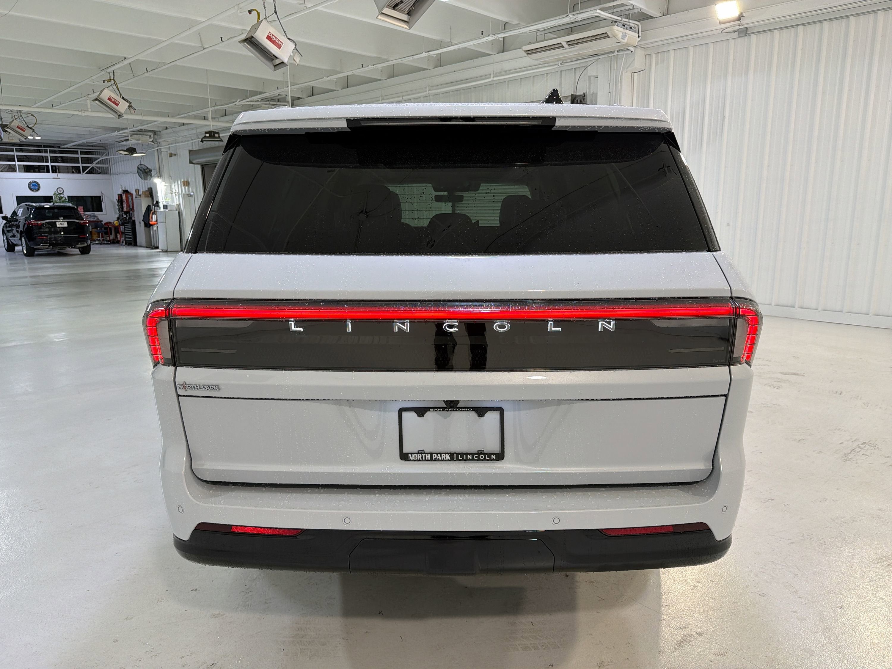 2025 Lincoln Navigator L Black Label