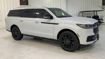 2025 Lincoln Navigator L Black Label