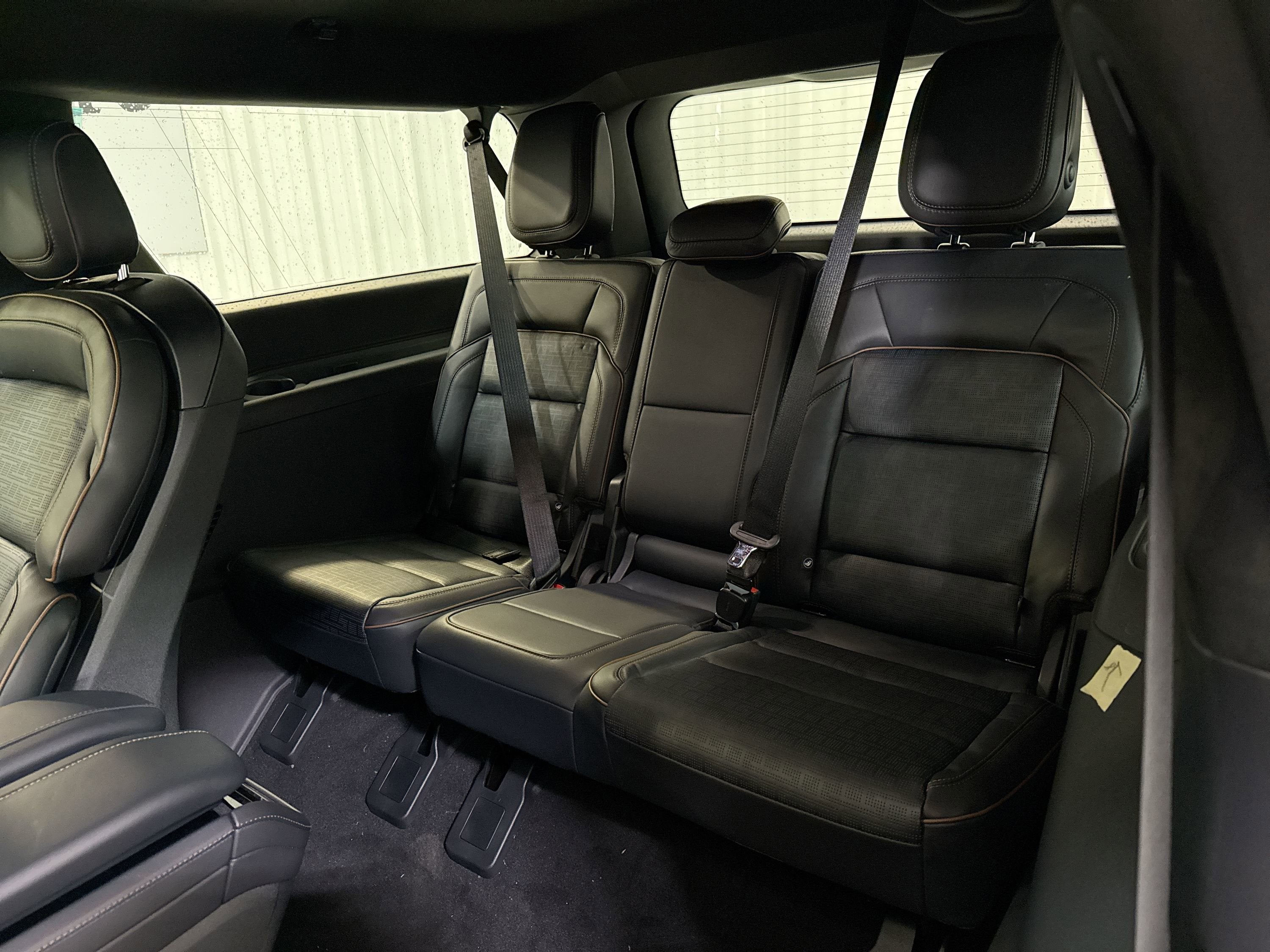 2025 Lincoln Navigator L Black Label