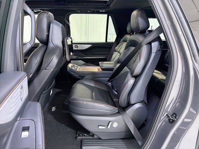 2026 Lincoln Navigator L Black Label
