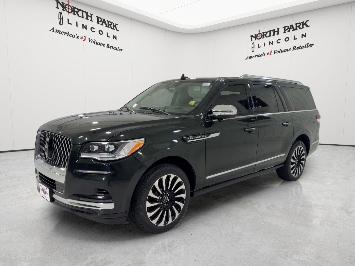 2022 Lincoln Navigator L Black Label