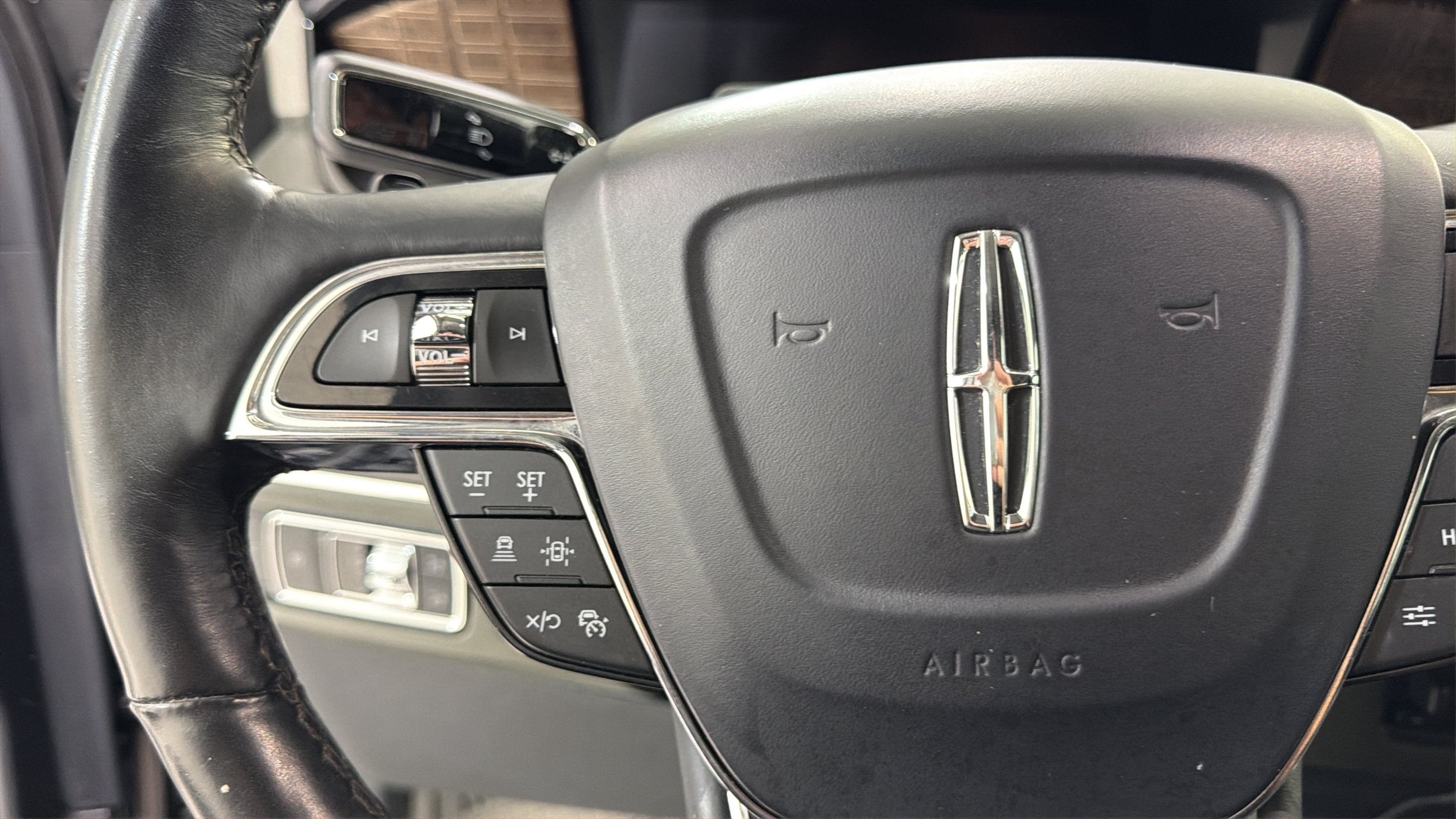 2022 Lincoln Navigator L Black Label