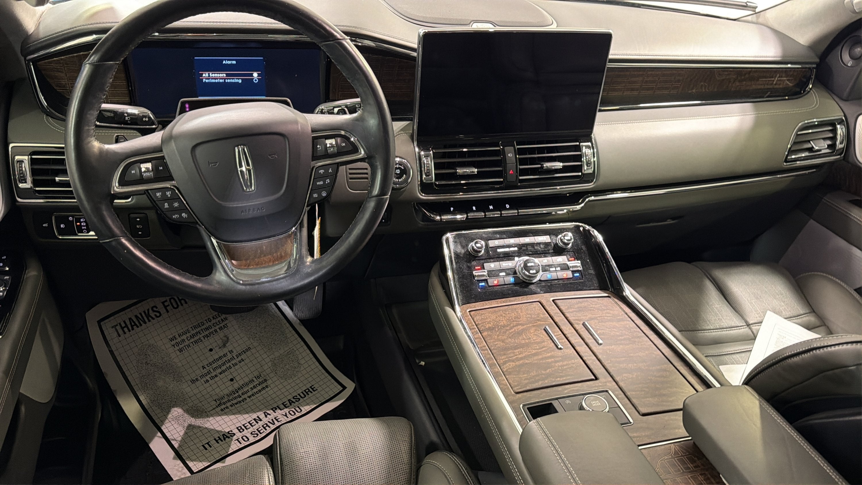 2022 Lincoln Navigator L Black Label