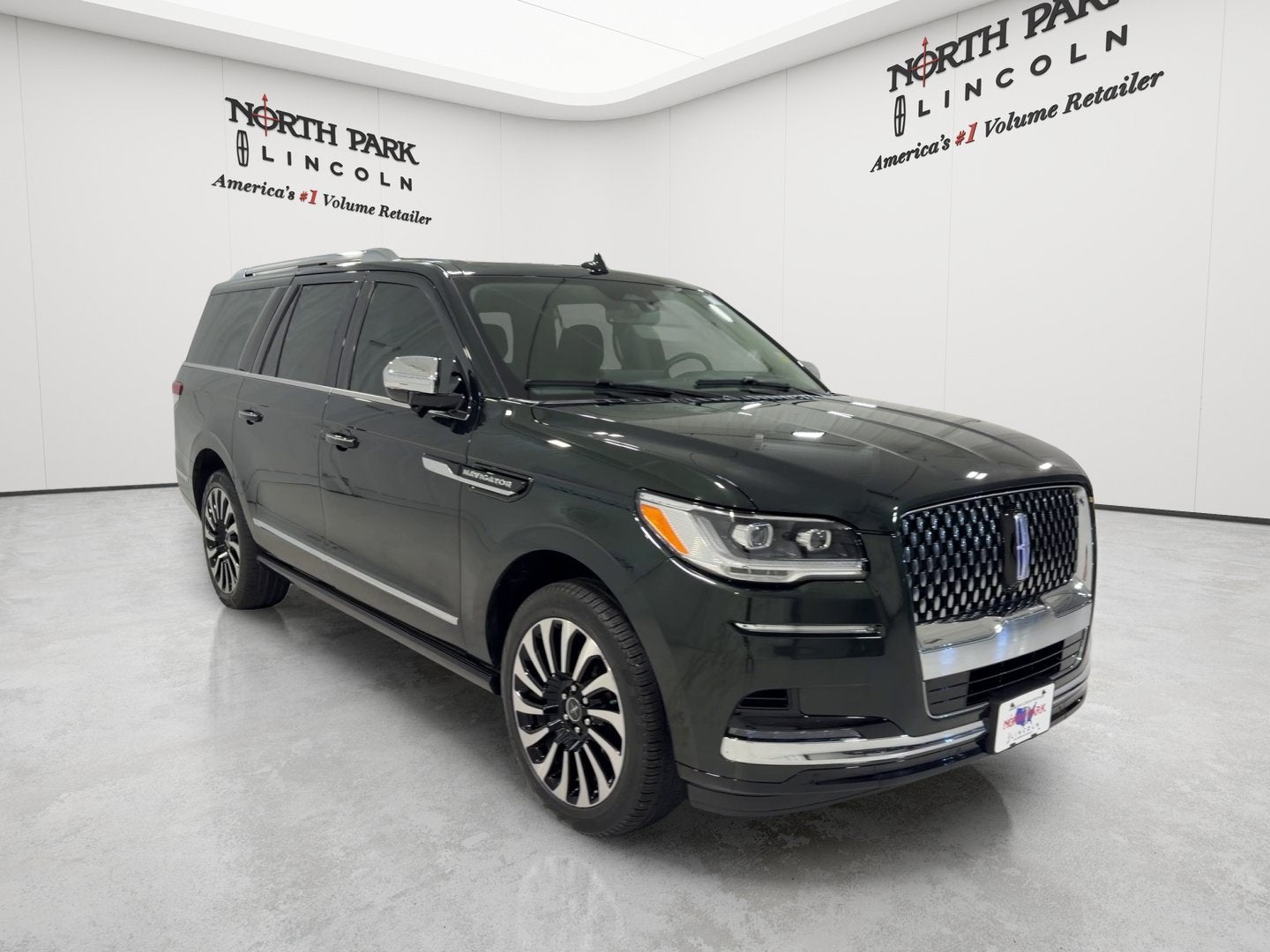 2022 Lincoln Navigator L Black Label