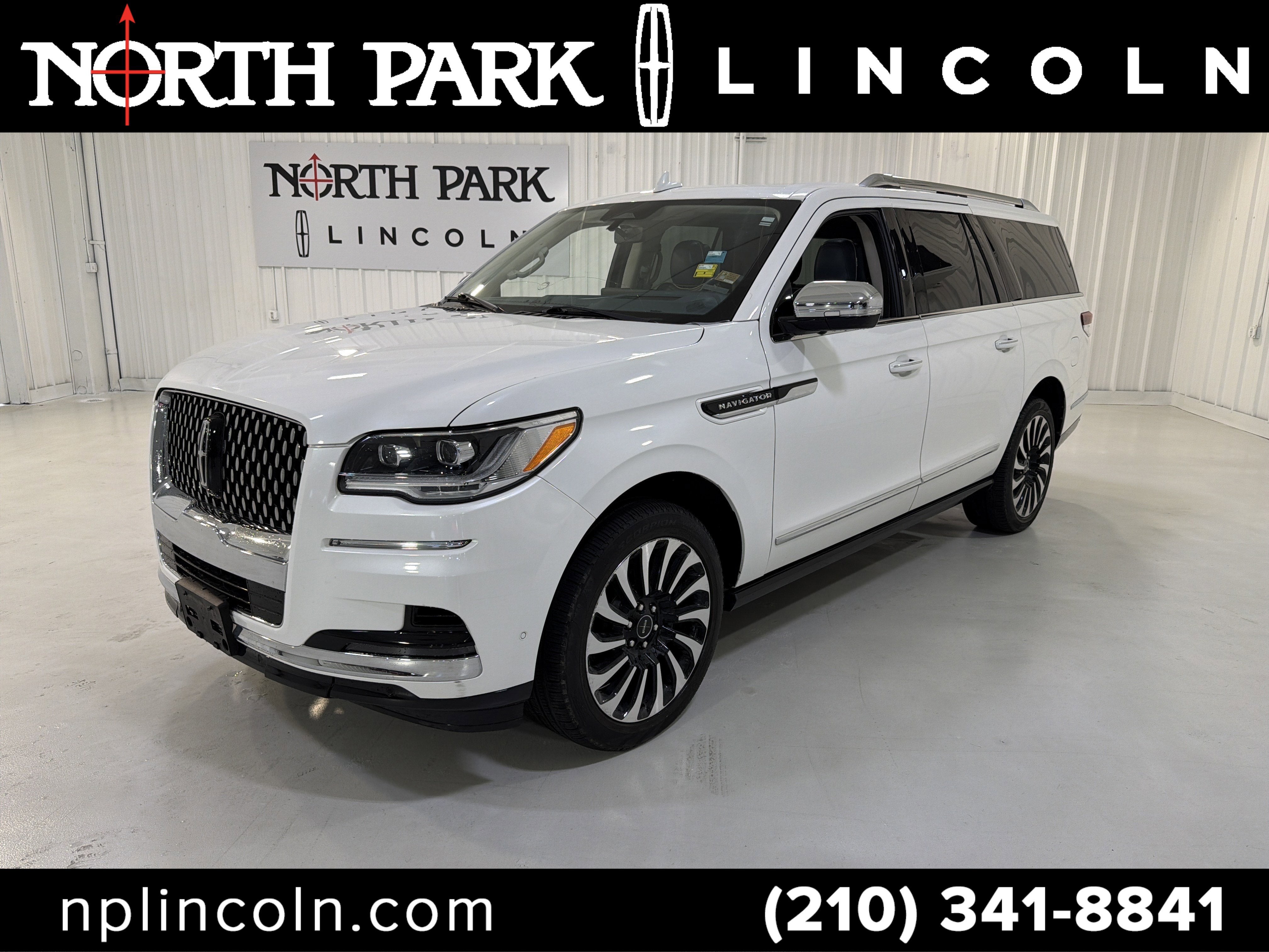 2022 Lincoln Navigator L Black Label