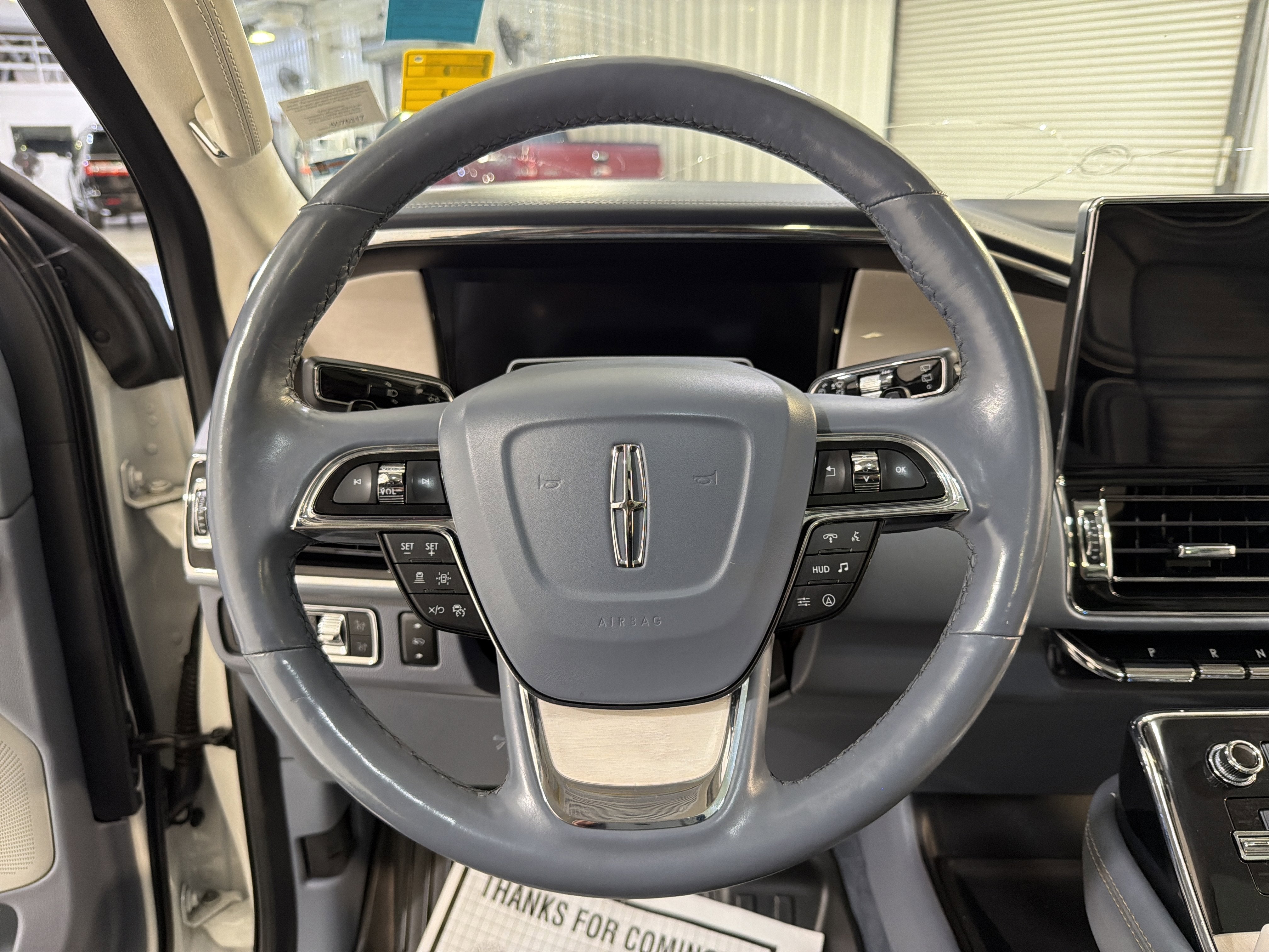 2022 Lincoln Navigator L Black Label