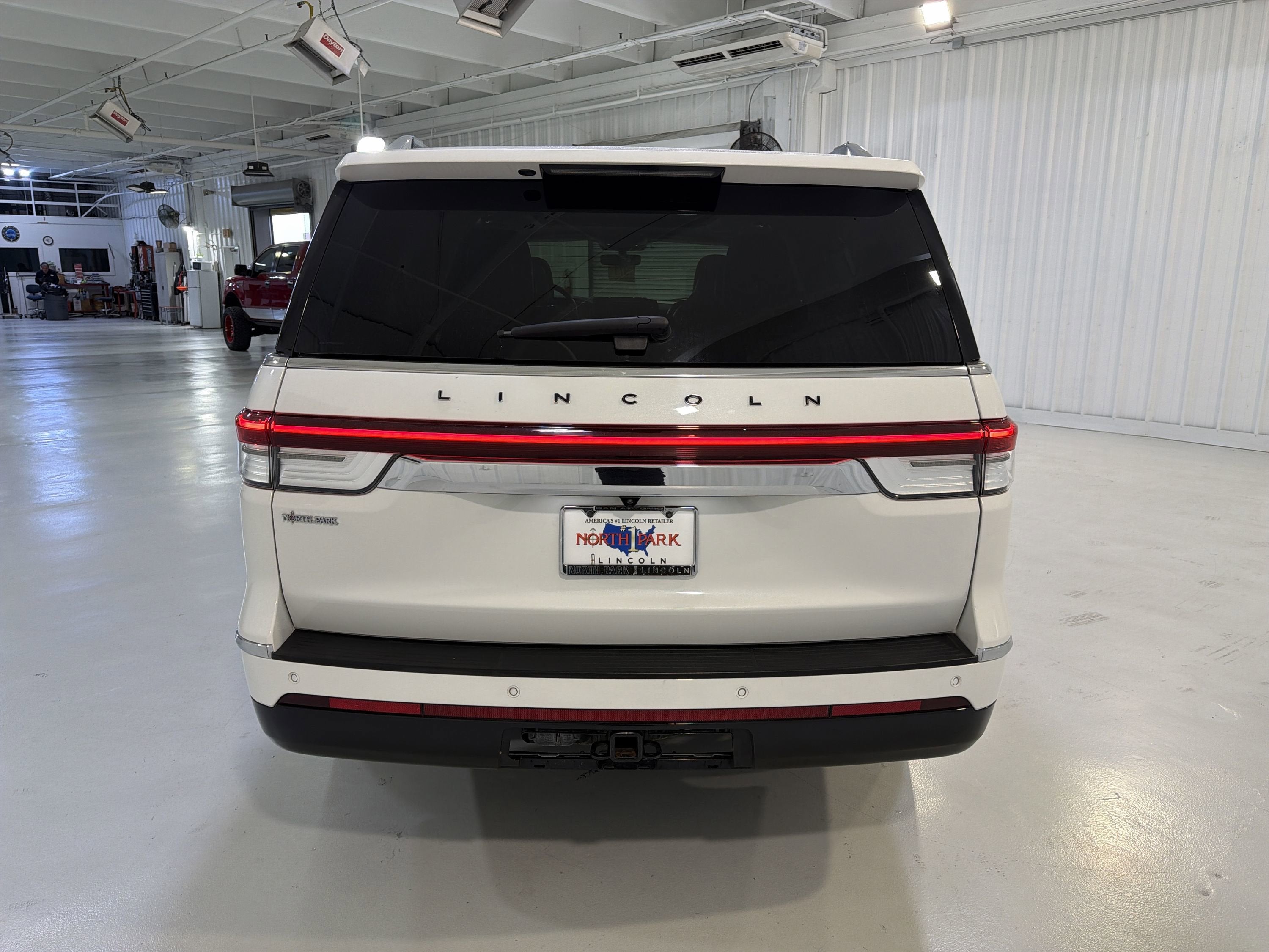 2022 Lincoln Navigator L Black Label