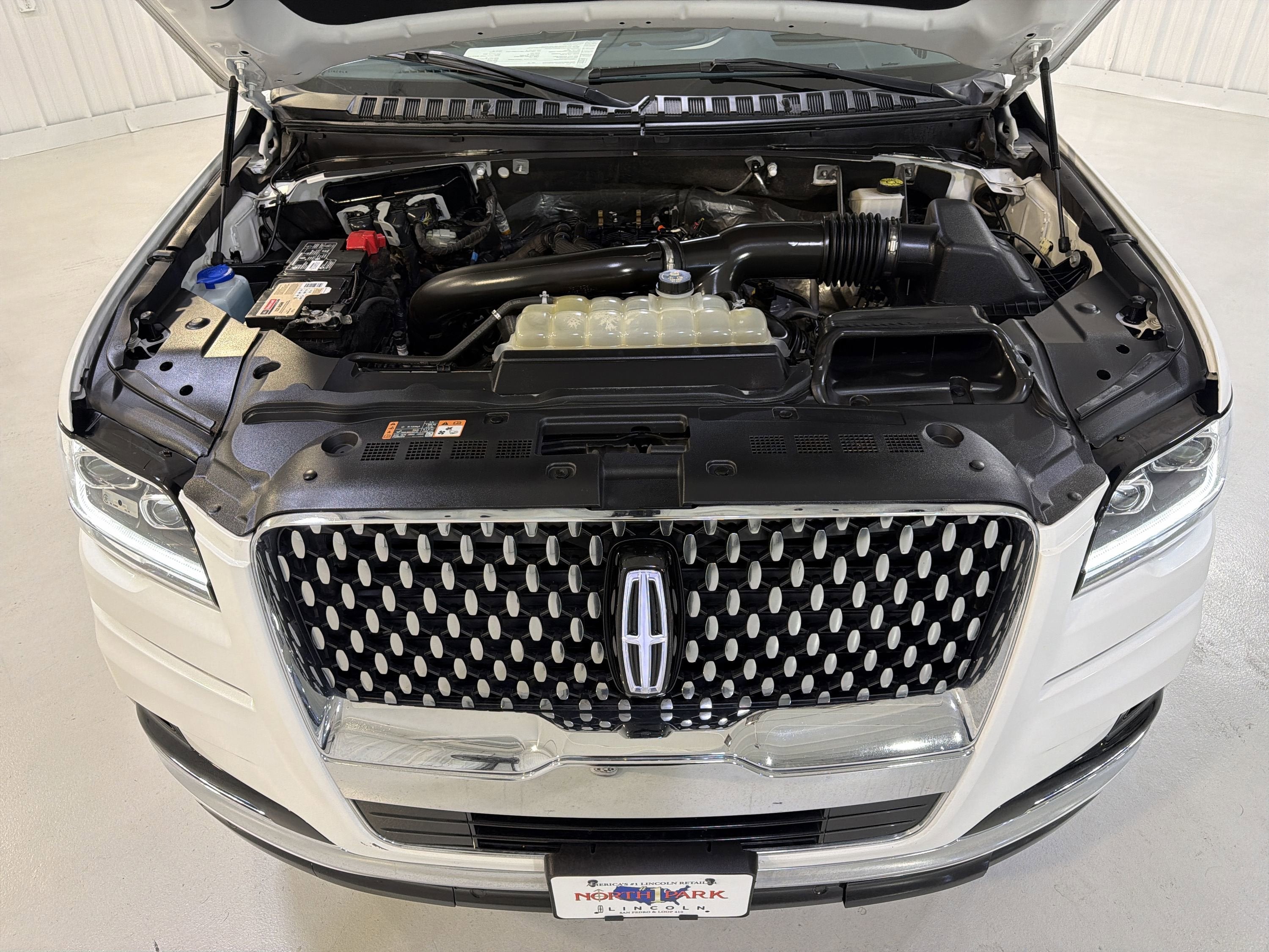 2022 Lincoln Navigator L Black Label