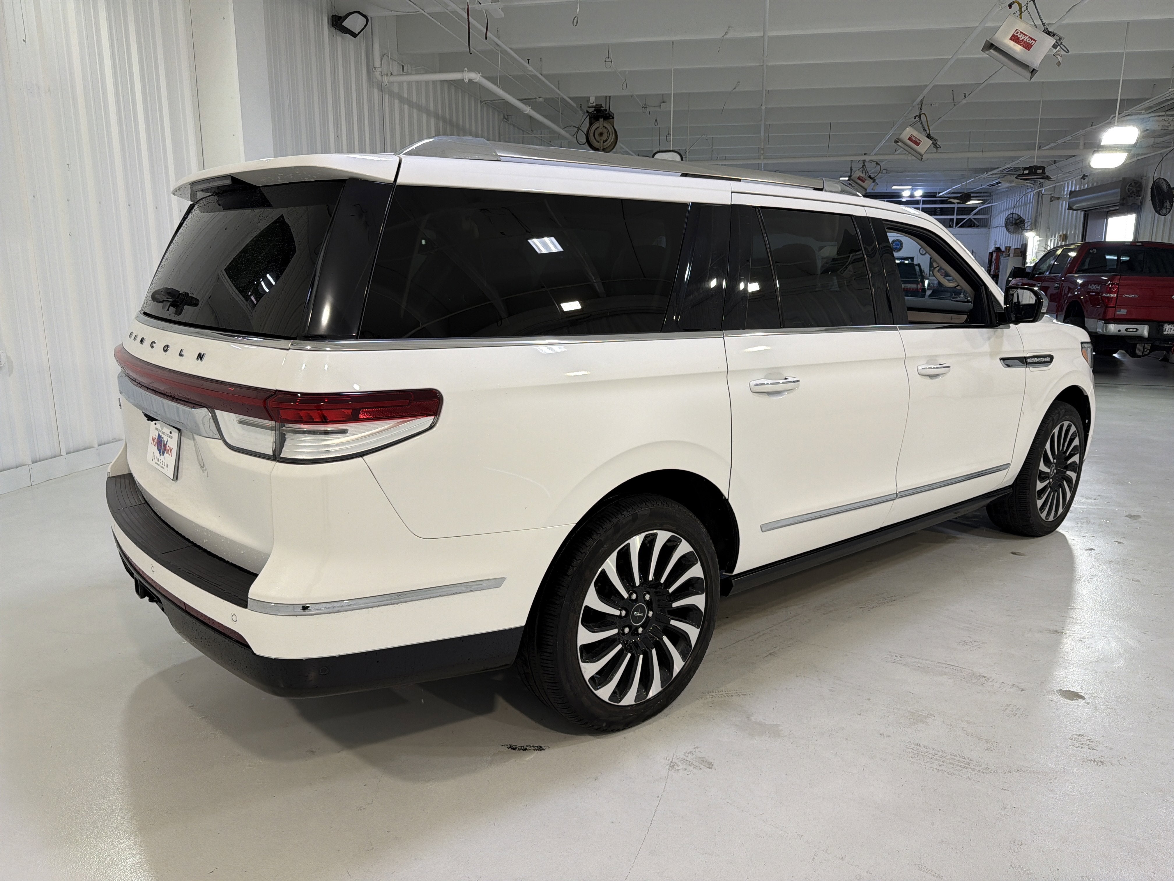 2022 Lincoln Navigator L Black Label