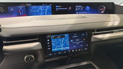 2027 Lincoln Navigator L Premiere